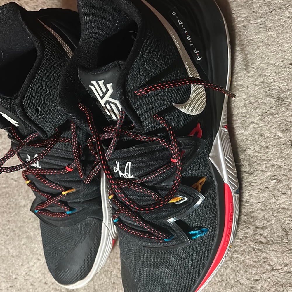 11.5 “friends” edition kyrie irving shoe .